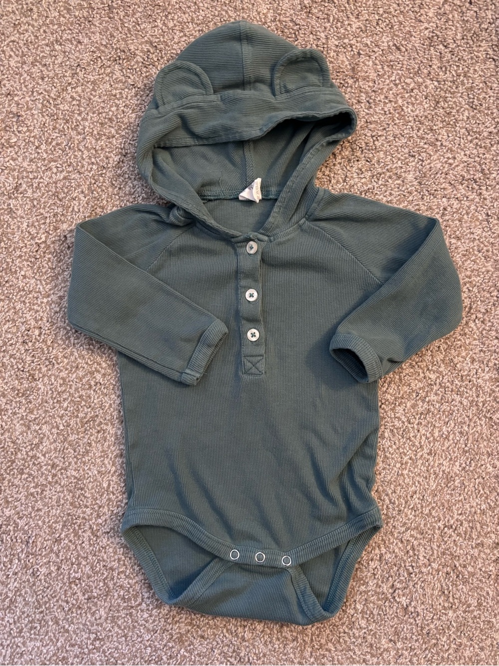 Kate Quinn Green Bear Hood Onesie 12M